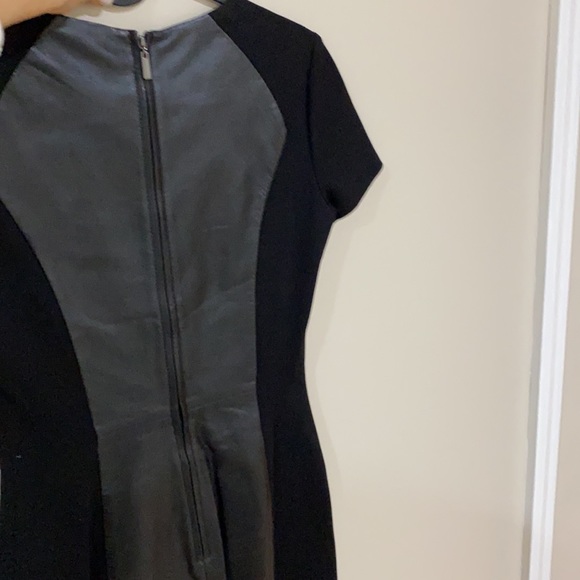 Dress with leather - Picture 3 of 4